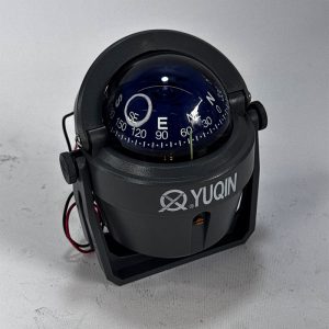 قطب‌نمای چراغدار پلاستیکی